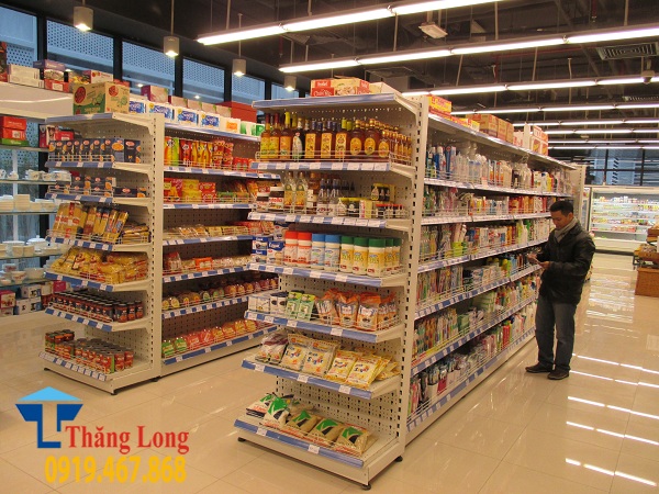 Kích thước lối đi kệ siêu thị như thề nào đạt tiêu chuẩn?