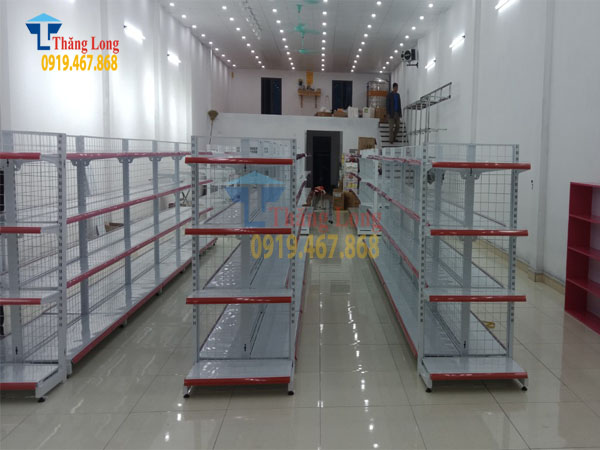 Cách tạo lối đi hợp lý trong cửa hàng với giá kệ siêu thị