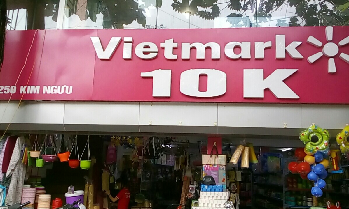 Hoàn thiện kệ để hàng tạp hóa tại Vietmark 10k | Lắp đặt giá kệ ...