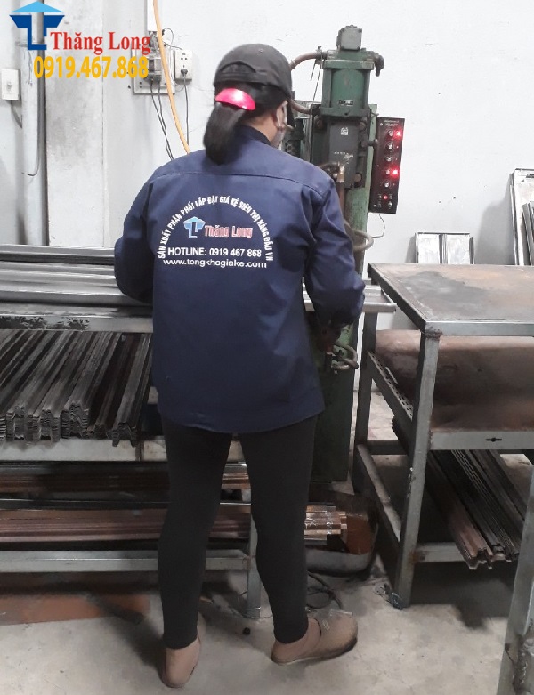 Kệ hàng tạp hóa