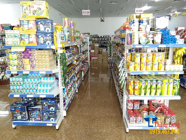 Lắp đặt giá kệ bày hàng tại siêu thị Dailymart, Chư Prông, Gia Lai