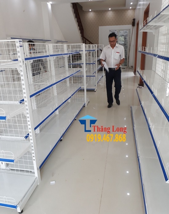 Lắp đặt kệ trưng bày tại Yên Dũng Bắc Giang