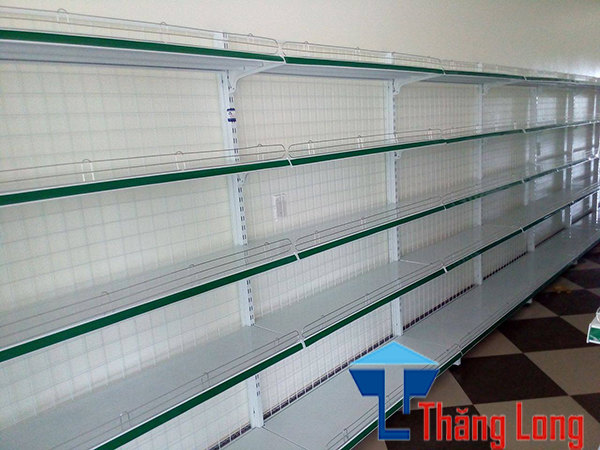 Tại sao bạn nên sử dụng giá kệ siêu thị thay bằng kệ gia công