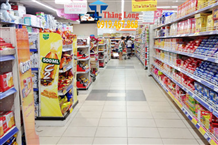Kệ siêu thị bày hàng Thái Lan